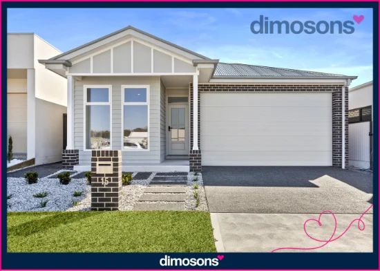 15 Hatter Circuit, Calderwood, NSW 2527