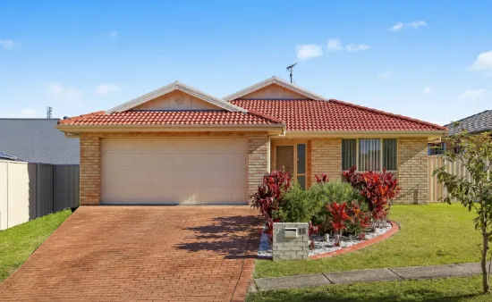 15 Haven Crescent, Woongarrah, NSW 2259