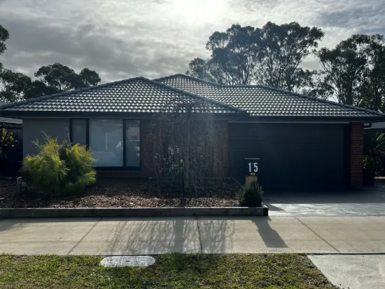 15 Houghton Crescent, Eagle Point, Vic 3878