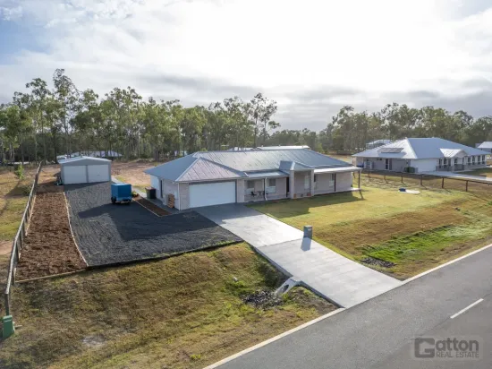 15 Howell Circuit, Adare, Qld 4343