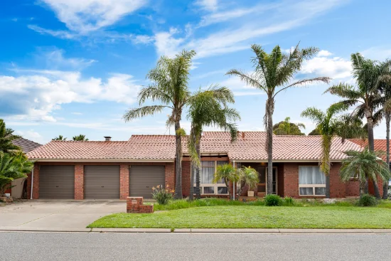 15 Hoylake Crescent, West Lakes, SA 5021 - For Sale