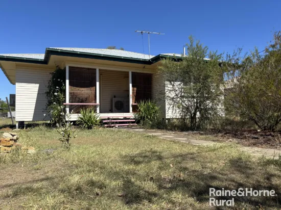 15 Hutton Street, Injune, Qld 4454