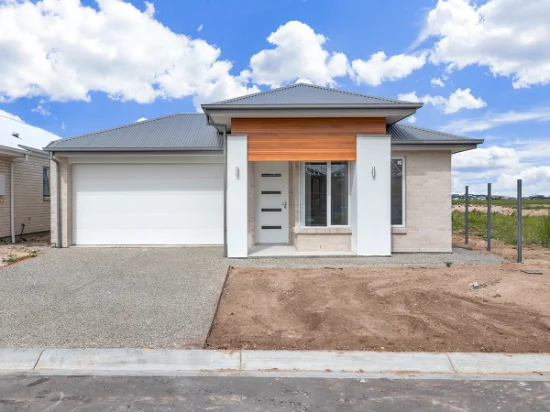 15 Kennedy Avenue, Hindmarsh Island, SA 5214