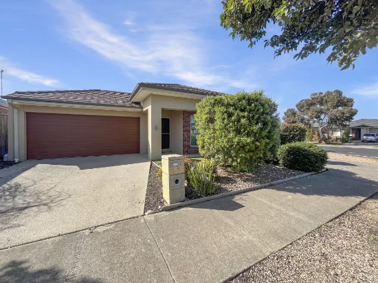 15 Kingscliff Avenue, Armstrong Creek, Vic 3217