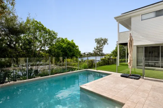 15 Lamatia Drive, Mountain Creek, Qld 4557