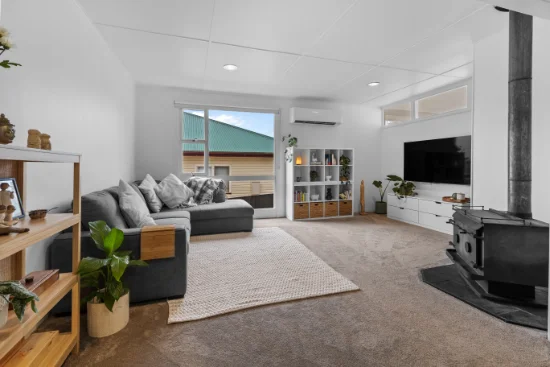 15 Lansdowne Place, Deloraine, Tas 7304 - For Rent