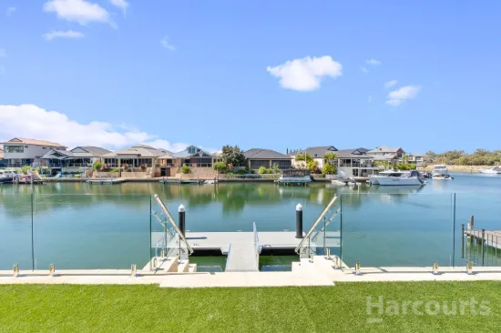 15 Leisure Way, Halls Head, WA 6210