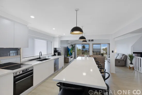 15 Leslie Avenue, Gorokan, NSW 2263