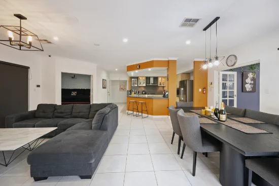 15 Longshaw Cct, Canning Vale, WA 6155-Image