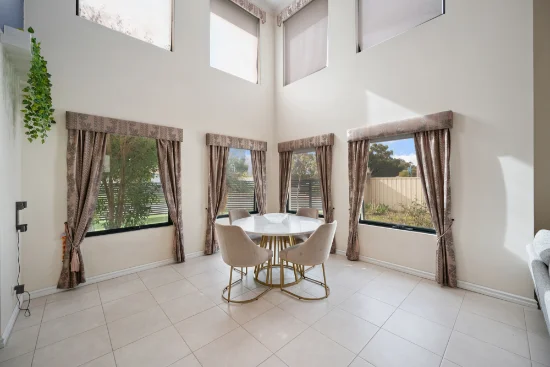 15 Longshaw Cct, Canning Vale, WA 6155-Image