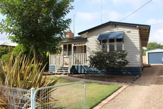 15 Lyell Street, Gisborne, Vic 3437