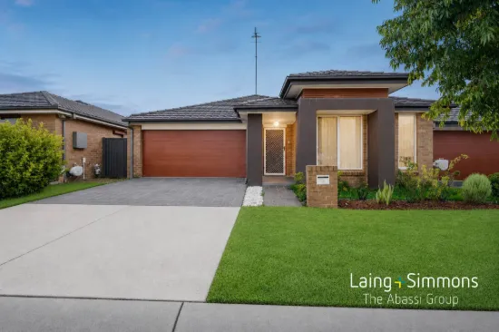 15 Mackay Circuit, Ropes Crossing, NSW 2760