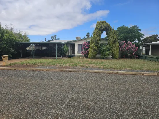15 Maculata Street, Kambalda West, WA 6442