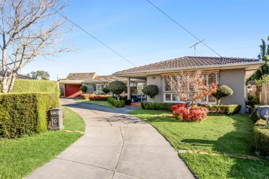 15 Madigan Court, Highton, Vic 3216