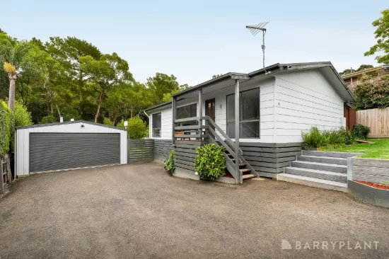 15 Malbar Street, Chum Creek, Vic 3777