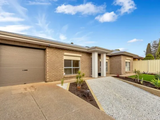 15 Manooka Street, Modbury Heights, SA 5092
