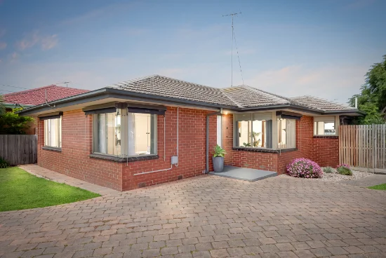 15 Marathon Avenue, Hamlyn Heights, Vic 3215