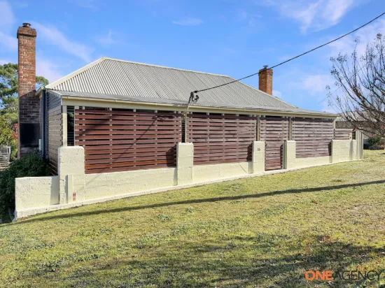 15 Maybe Street, Bombala, NSW 2632
