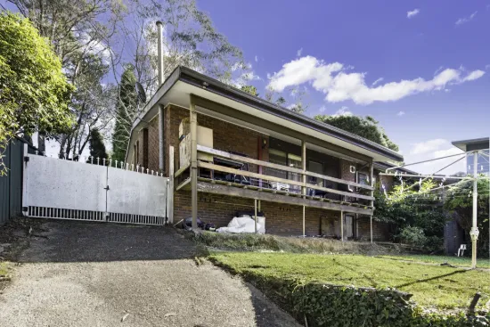 15 Mclaughlin Avenue, Wentworth Falls, NSW 2782