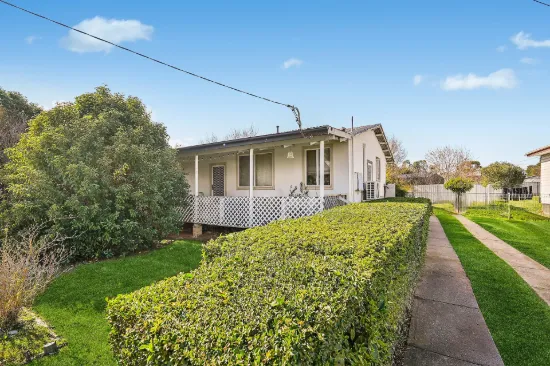15 Mcphillamy Avenue, Gormans Hill, NSW 2795