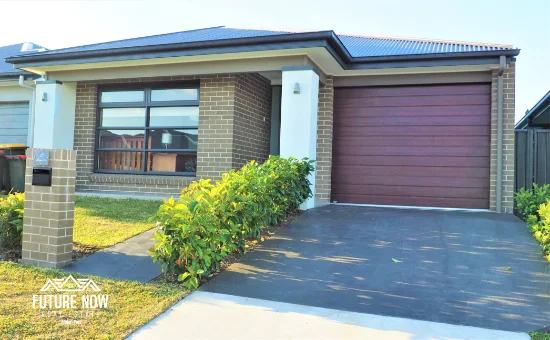 15 Meander Drive, Calderwood, NSW 2527