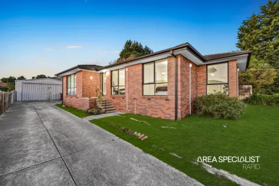 15 Meredith Crescent, Hampton Park, Vic 3976