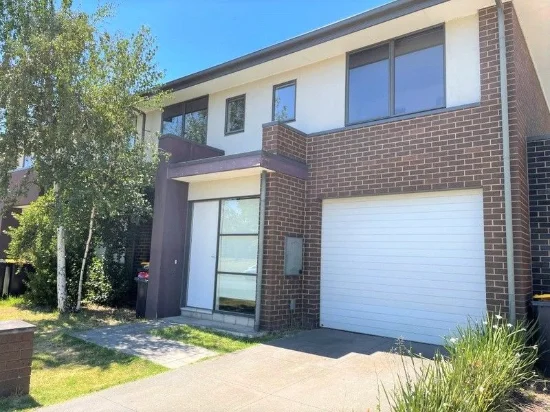 15 Molesworth Drive, Mulgrave, Vic 3170 - For Rent
