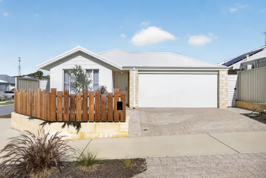 15 Moncrieff Parade, Golden Bay, WA 6174