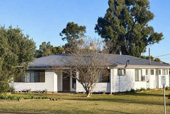 15 Mowen Street, Clifton, Qld 4361