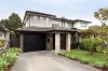 15 Murray Drive, Burwood, Vic 3125