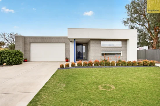 15 Nelson Street, Darley, Vic 3340