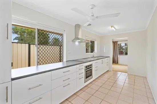 15 Oak Avenue, Browns Plains, Qld 4118