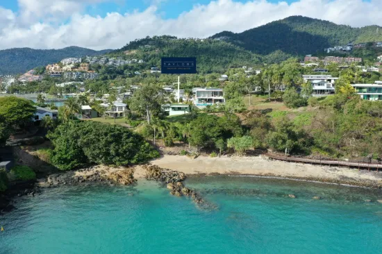 15 Ocean View Avenue, Airlie Beach, Qld 4802