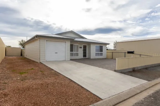 15 O'Connor Street, Tumby Bay, SA 5605