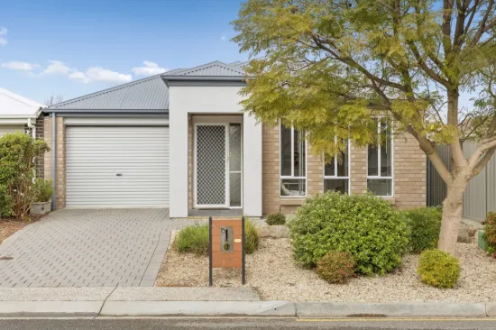 15 Orbit Court, Woodcroft, SA 5162
