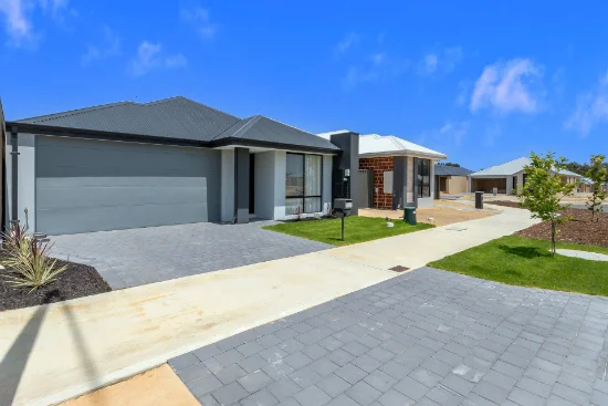 15 Orchardleigh Boulevard, Lakelands, WA 6180