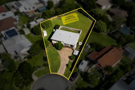 15 Oscar Street, Kingston, Qld 4114