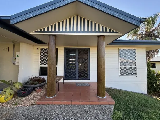 15 Palmview Court, Rural View, Qld 4740