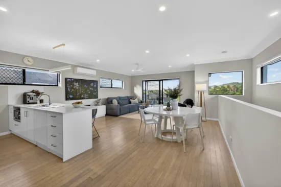 15 Panorama Place, Upper Kedron, Qld 4055