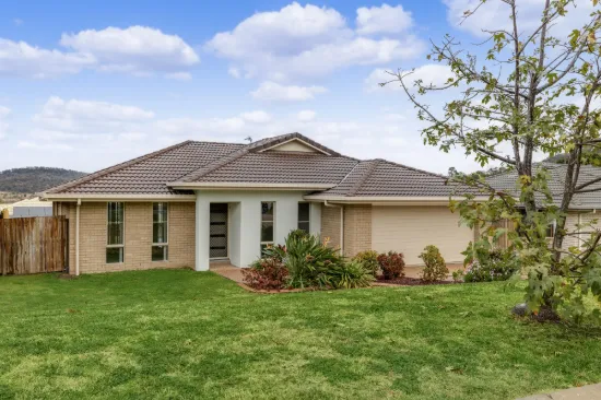 15 Paperbark Drive, Glenvale, Qld 4350