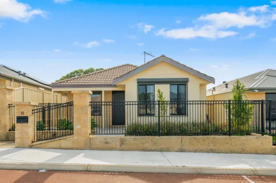 15 Payanna Grange, Lakelands, WA 6180