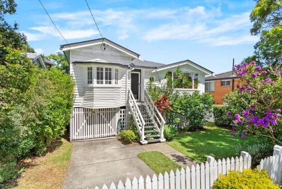 15 Piers Street, Moorooka, Qld 4105