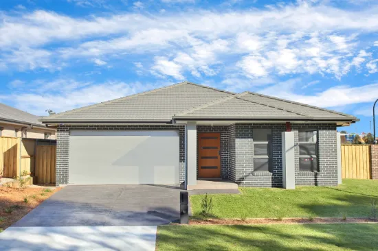 15 Pimlico Crescent, Colebee, NSW 2761