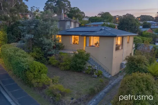 15 Pine Avenue, Kingston, Tas 7050