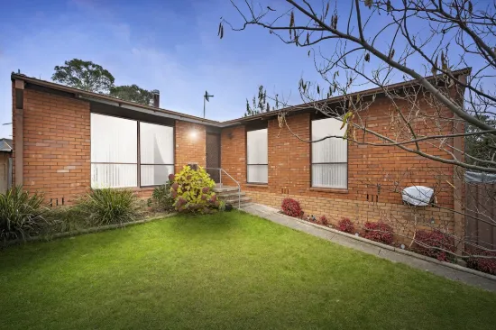15 Pringle Street, Charnwood, ACT 2615