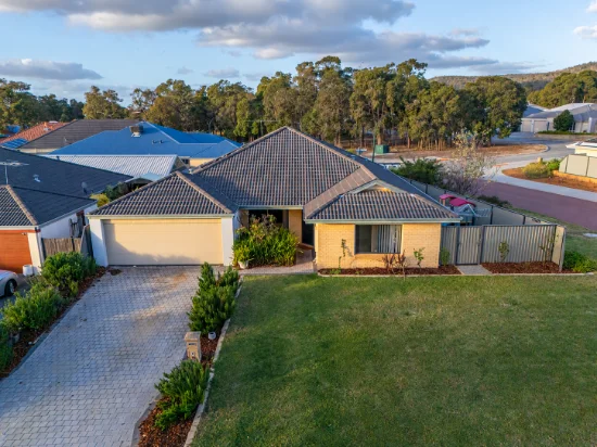 15 Quiberon Link, Byford, WA 6122