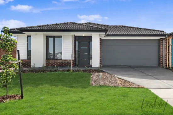 15 Railway Parade, Kalkallo, Vic 3064