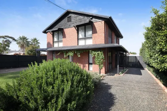 15 Rowan Drive, Kealba, Vic 3021