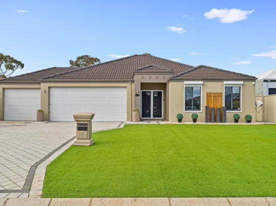 15 Royston Way, Lakelands, WA 6180