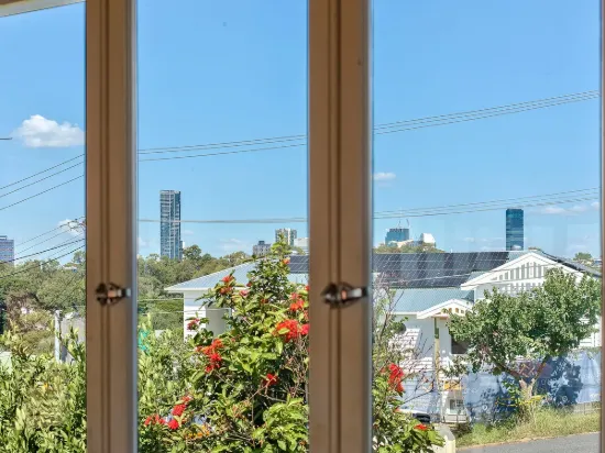 15 Scott Road, Herston, Qld 4006-Image